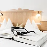 Madle - 3* Solden